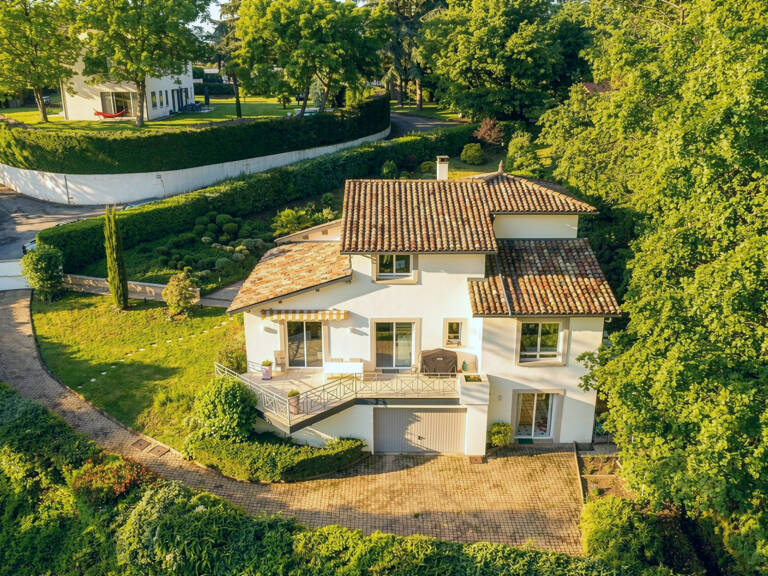 MAISON - 210m2 - CHARBONNIÈRES-LES-BAINS — photo 1