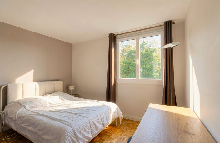 APPARTEMENT - 80m2 - LYON 5 — photo 3