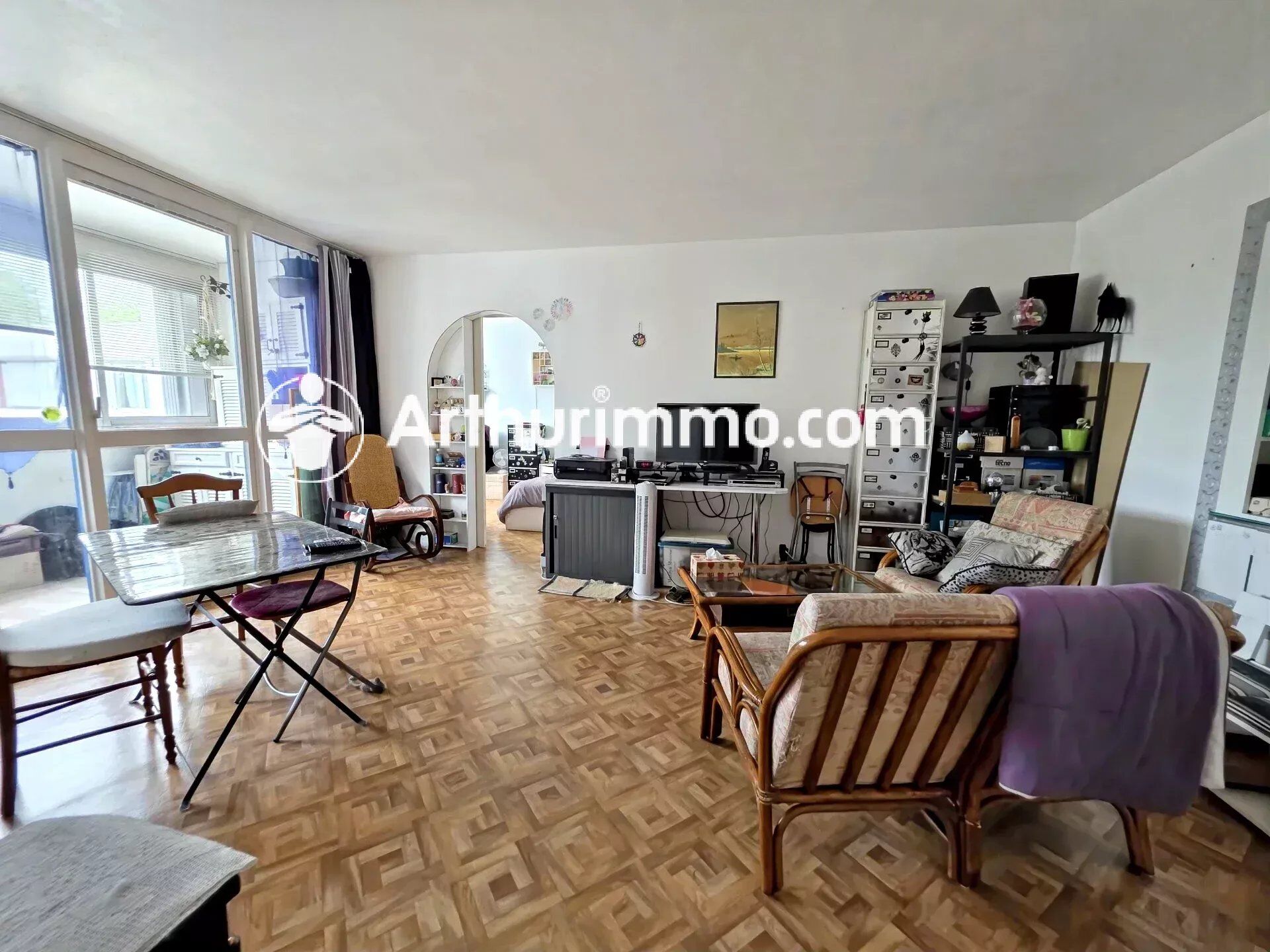 Appartement 4 pièces 83 m² · à Savigny-le-Temple · 83 m² · 158 000 €