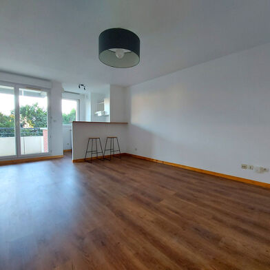 Appartement 3 pièces 720 €