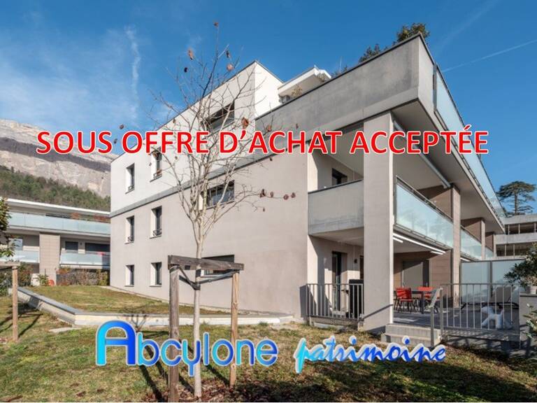 Appartement T4 de 93,93 m² avec terrasse et jardin — photo 1