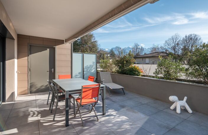 Appartement T4 de 93,93 m² avec terrasse et jardin — photo 5