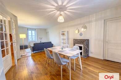 Appartement 5 pièces 850 €