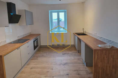 Appartement 4 pièces 900 €