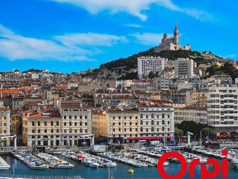 MAGNIFIQUE TYPE 4 SITUE AU COEUR DU CENTRE VILLE DE MARSEILLE A LA LIMITE DU 1ER ET 7EME ARRONDISSEMENT — photo 1