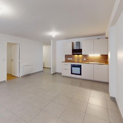 Appartement 3 pièces 790 €