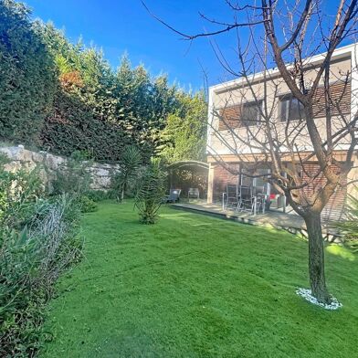 Maison 4 pièces 749000 €