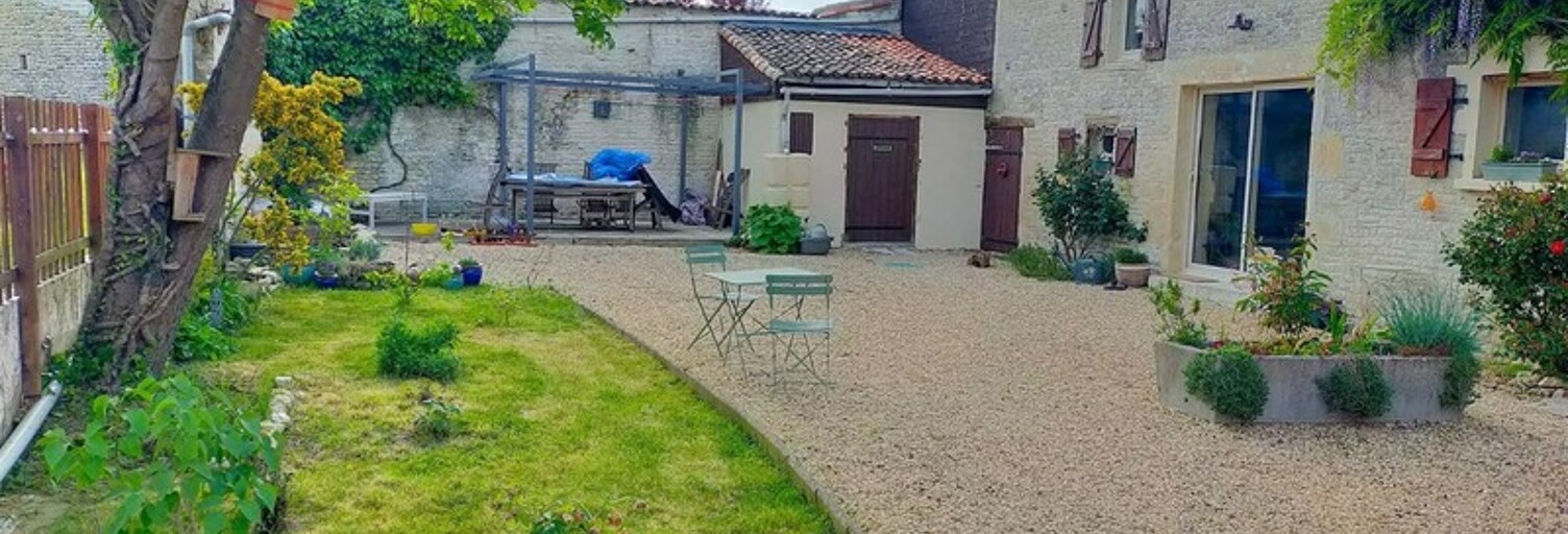 Maison 4 Pièces 195 m² à vendre à Ranville-Breuillaud (16140)