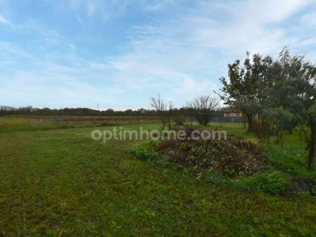 Terrain à vendre de 1100  SAINT ANDRE DE CUBZAC (33) — photo du bien