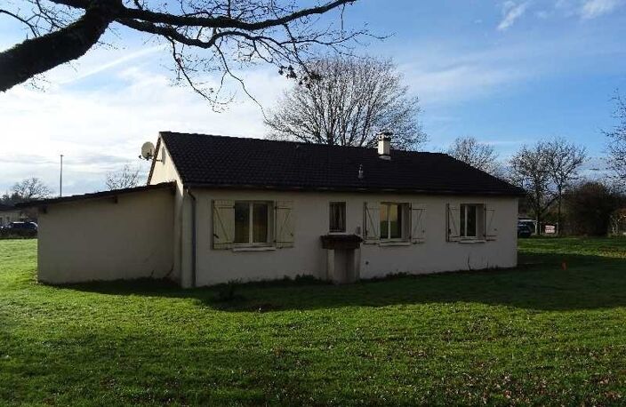 A VERNEUIL SUR VIENNE MAISON DE PLAIN PIED DE 95 M² 3 BELLES CHAMBRES SUR 1509 M² DE TERRAIN — photo 5