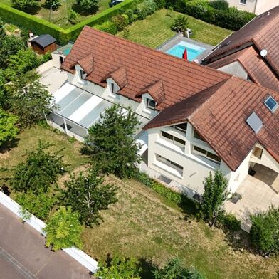 Maison 7 pièces 570000 €