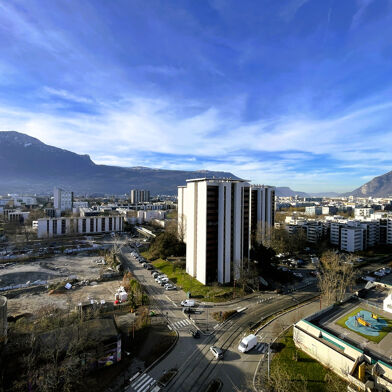 Appartement 4 pièces 99000 €