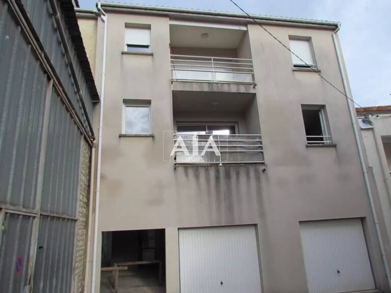 CENTRE VILLE DE RUFFEC — photo 1
