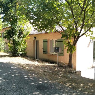 Maison 4 pièces 820 €