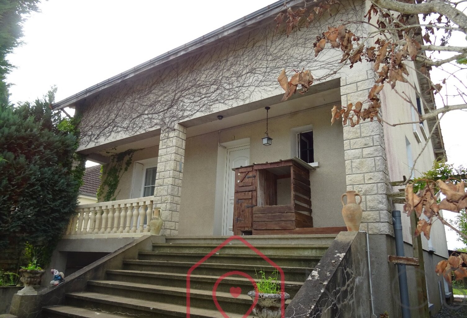 Pavillon sur sous-sol T4- 100 m² hab.  — photo 1