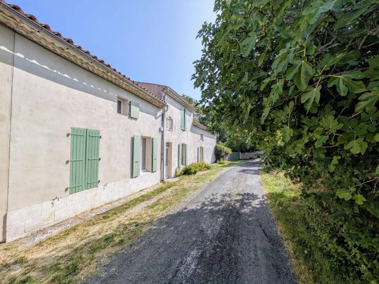 Maison À Vendre — photo 1