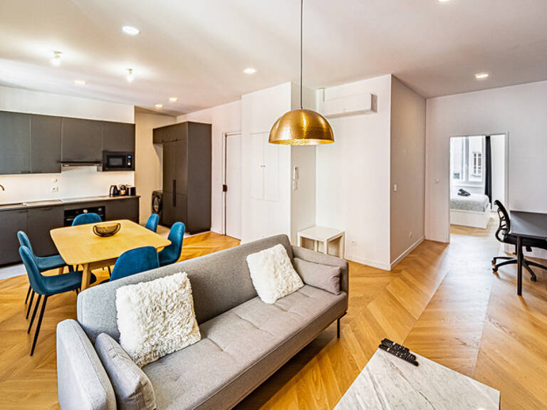 VILLEURBANNE - GRATTE CIEL -  T2 de 51 m² vendu entièrement meublé – Proche métro — photo 1