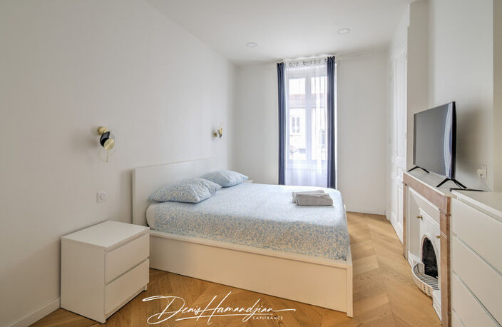 VILLEURBANNE - GRATTE CIEL -  T2 de 51 m² vendu entièrement meublé – Proche métro — photo 3
