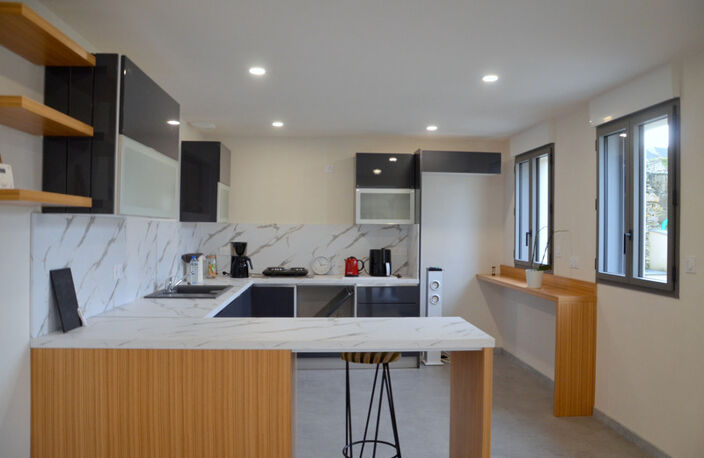 Maison 4 pièces - SAINT JULIEN DE VOUVANTES (44) — photo 3
