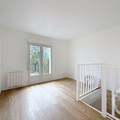 Appartement 2 pièces 990 €