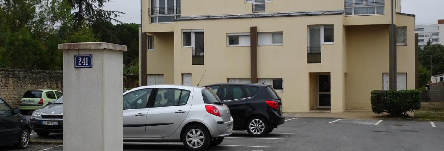 Appartement 1 Pièce 33 m² à louer à Niort (79000)