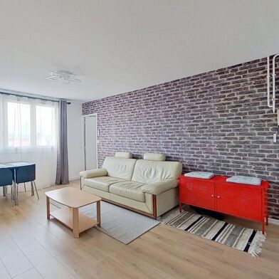 Appartement 3 pièces 940 €