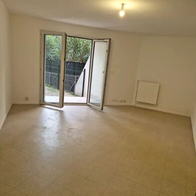 Appartement 3 pièces 730 €