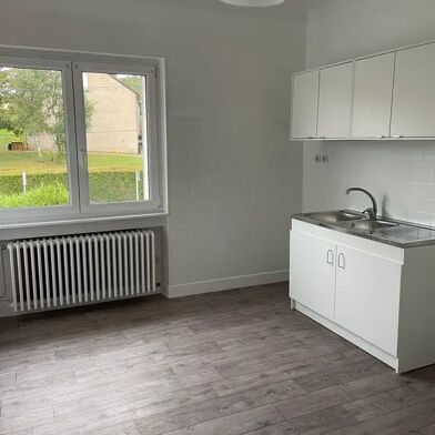 Appartement 3 pièces 700 €