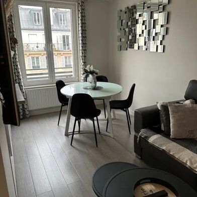 Appartement 2 pièces 1920 €