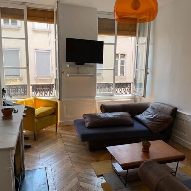 Appartement 3 pièces 1300 €