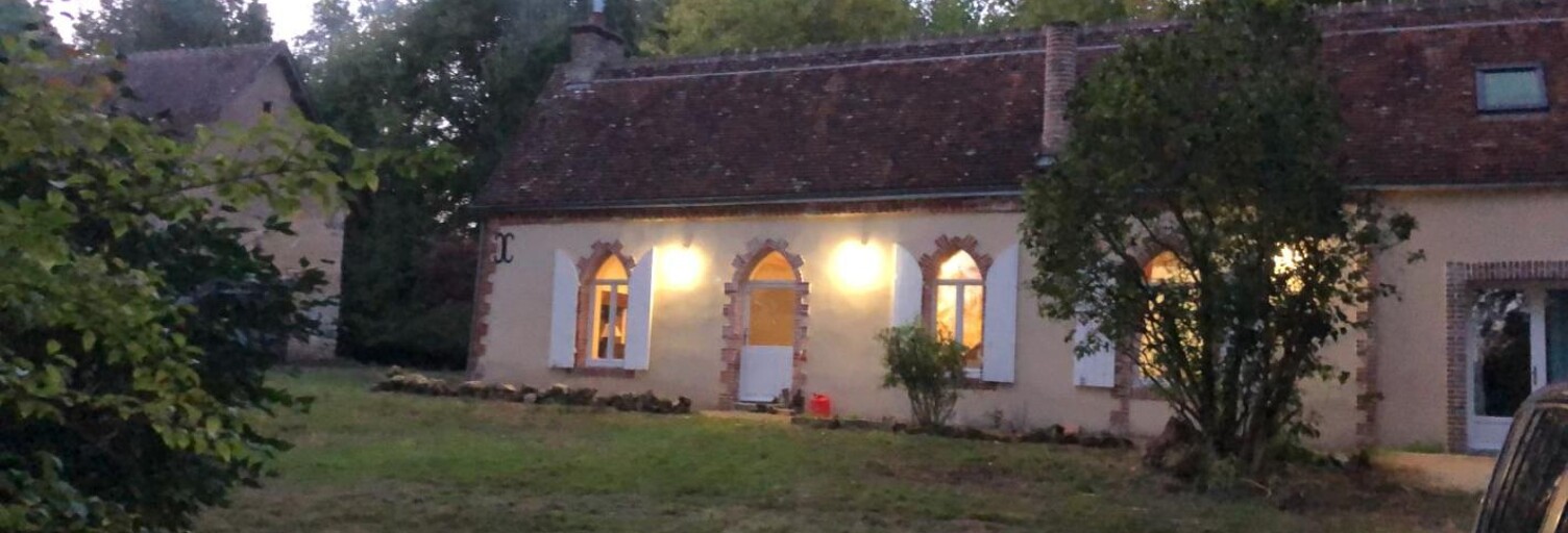 Maison 4 Pièces 120 m² à louer à Lamnay (72320)