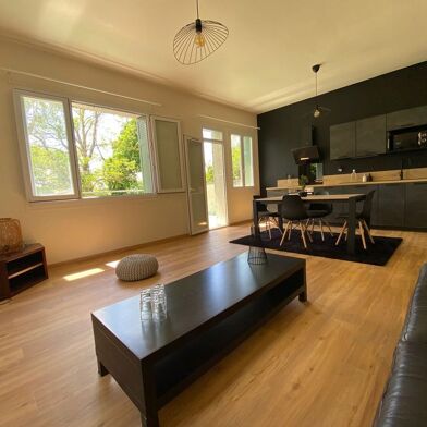 Appartement 3 pièces 1000 €