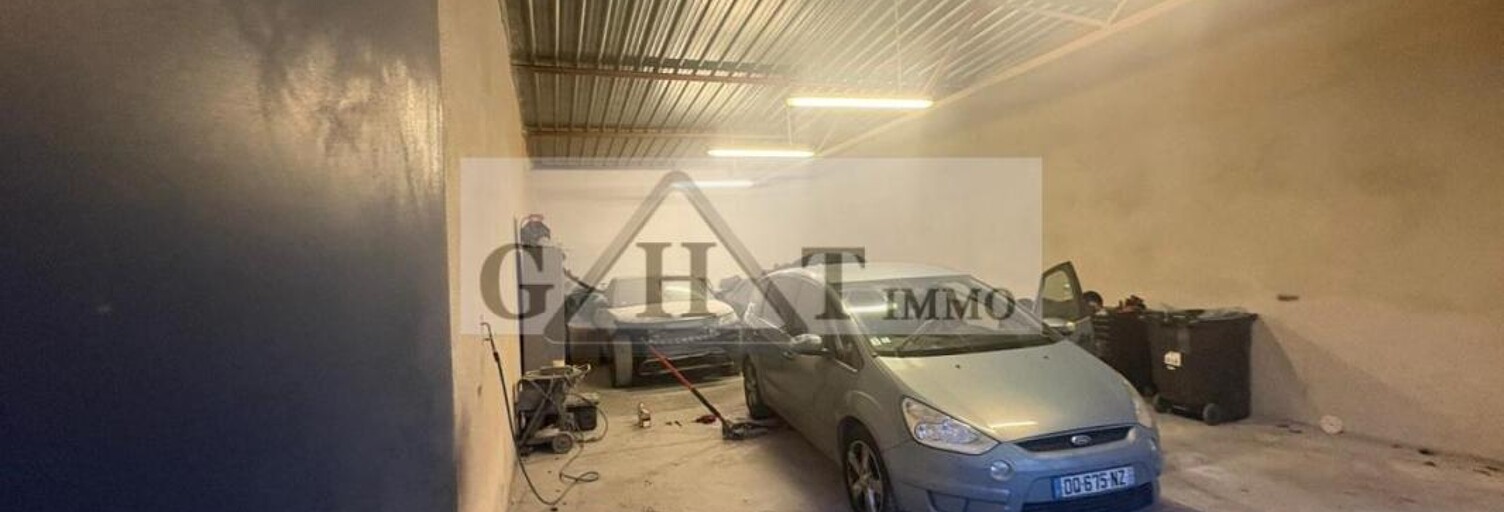 Local industriel  105 m² à louer à Vaux-le-Pénil (77000)