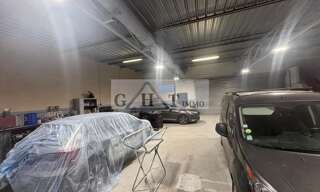 Local industriel  265 m² à louer à Vaux-le-Pénil (77000)