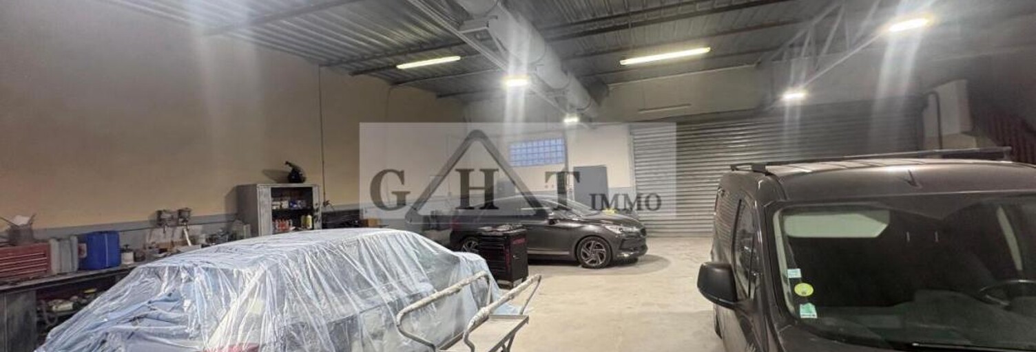 Local industriel  265 m² à louer à Vaux-le-Pénil (77000)