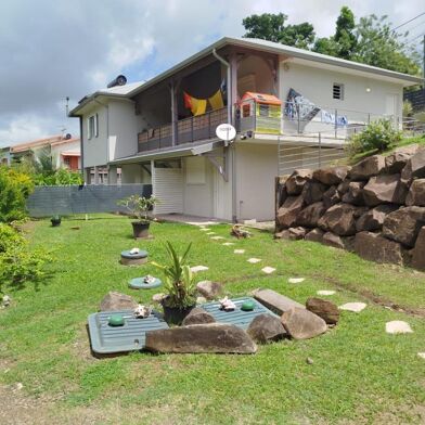 Appartement 3 pièces 1235 €