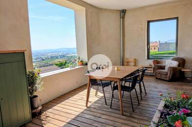 Appartement 4 pièces 335000 €