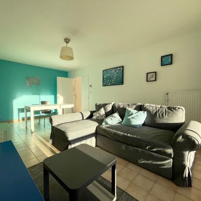 Appartement 3 pièces 977 €