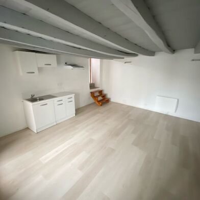 Appartement 4 pièces 550 €