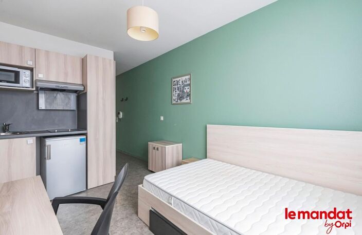 À Vendre 2 Chambres Étudiante et Parking en Centre-Ville de Reims — photo 3