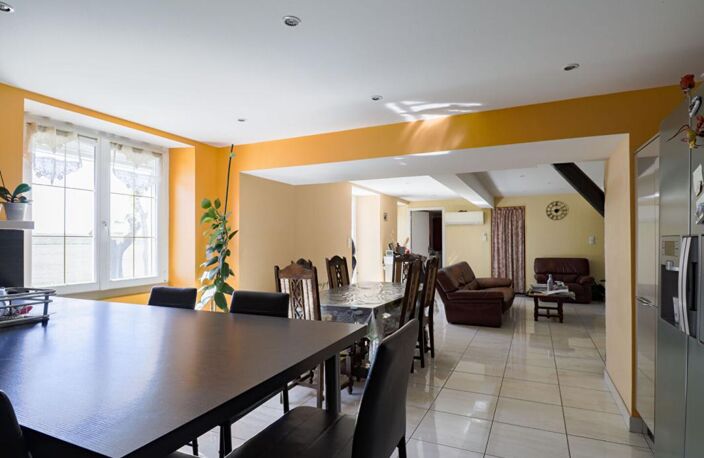 Propriété au calme, proche Puylaurens, avec grands volumes et potentiel — photo 4