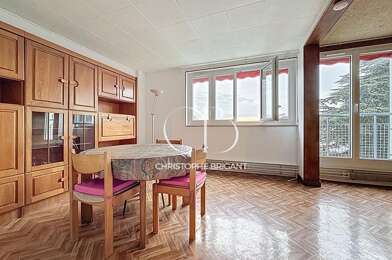 Appartement 3 pièces 220000 €