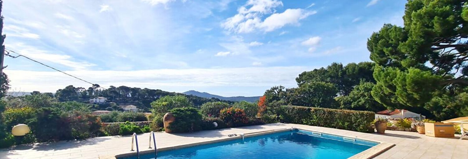 Maison 7 Pièces 235 m² à vendre à Ollioules (83190)