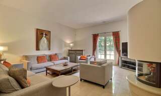 Maison 7 Pièces 196 m² à vendre à L'Isle-sur-la-Sorgue (84800)