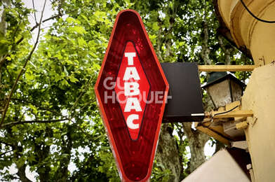 Commerce  143000 €