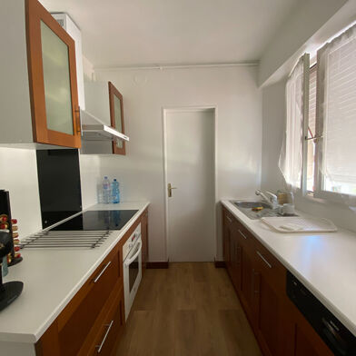 Appartement 3 pièces 180000 €