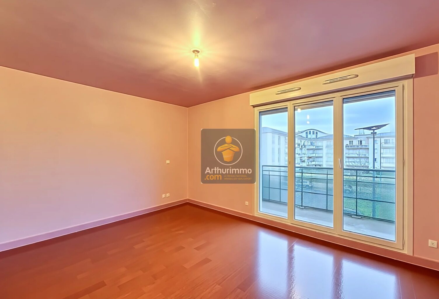 Appartement T2 - Villeneuve-Saint-Georges — photo 1