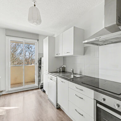 Appartement 3 pièces 1090 €