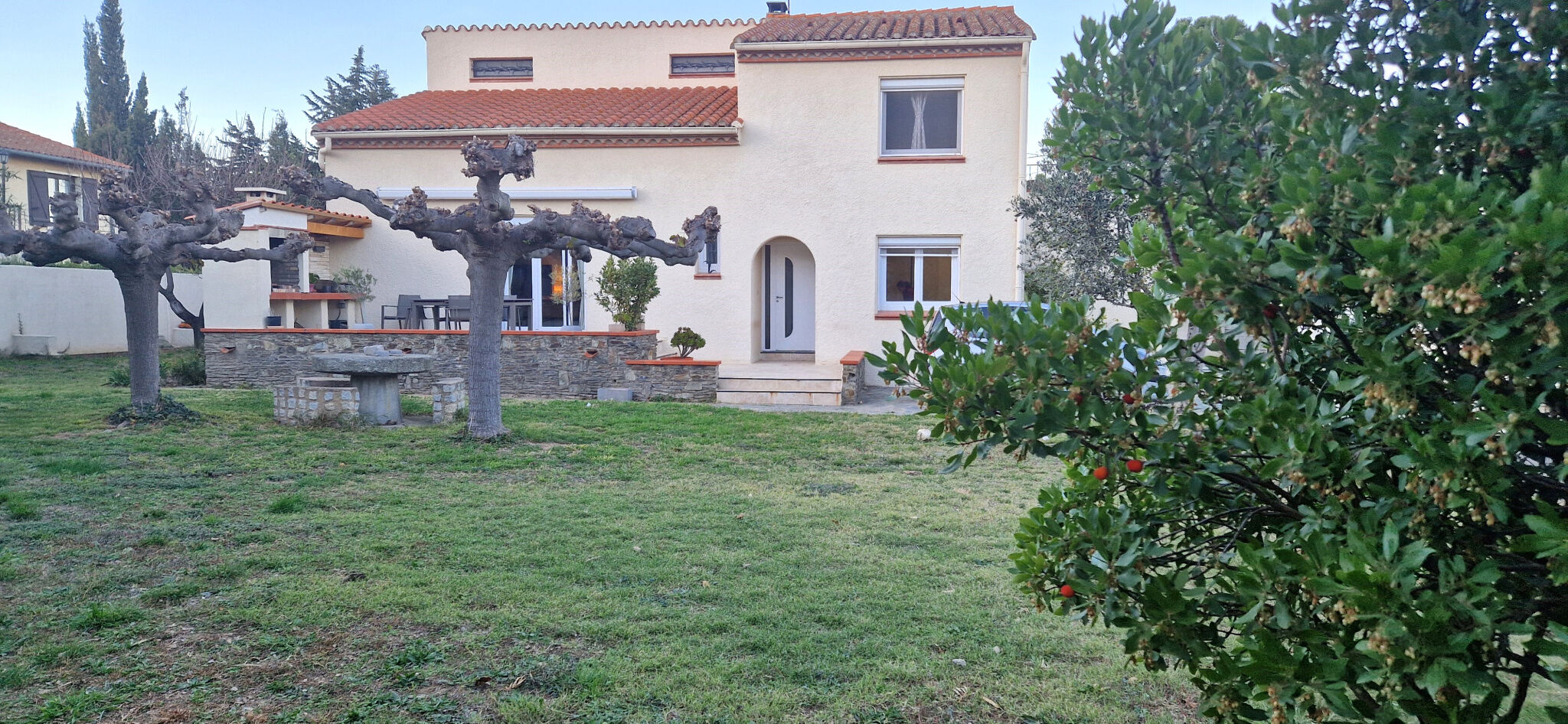 Villa / Maison  T5 à vendre Thuir 66300