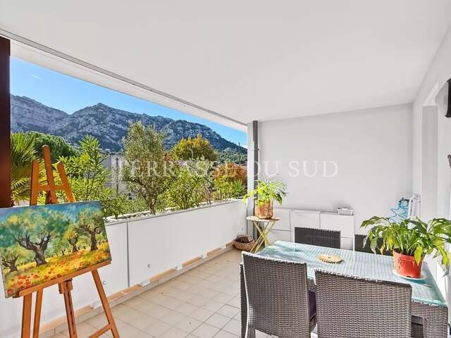 Vente Appartement 3 Pièces 80 m2 avec Terrasse - Quartier Montredon Marseille 8 — photo du bien